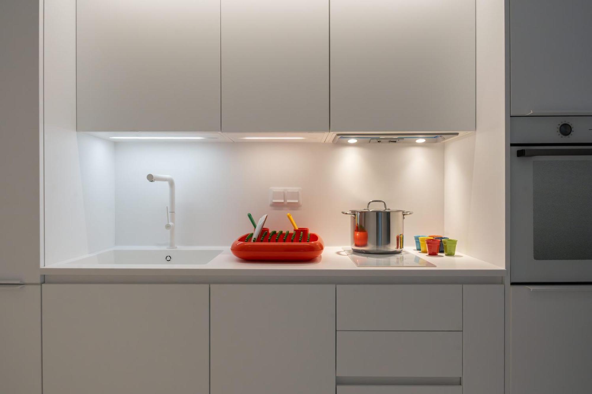 Apartment Homevision - Central & Quiet Design Condo