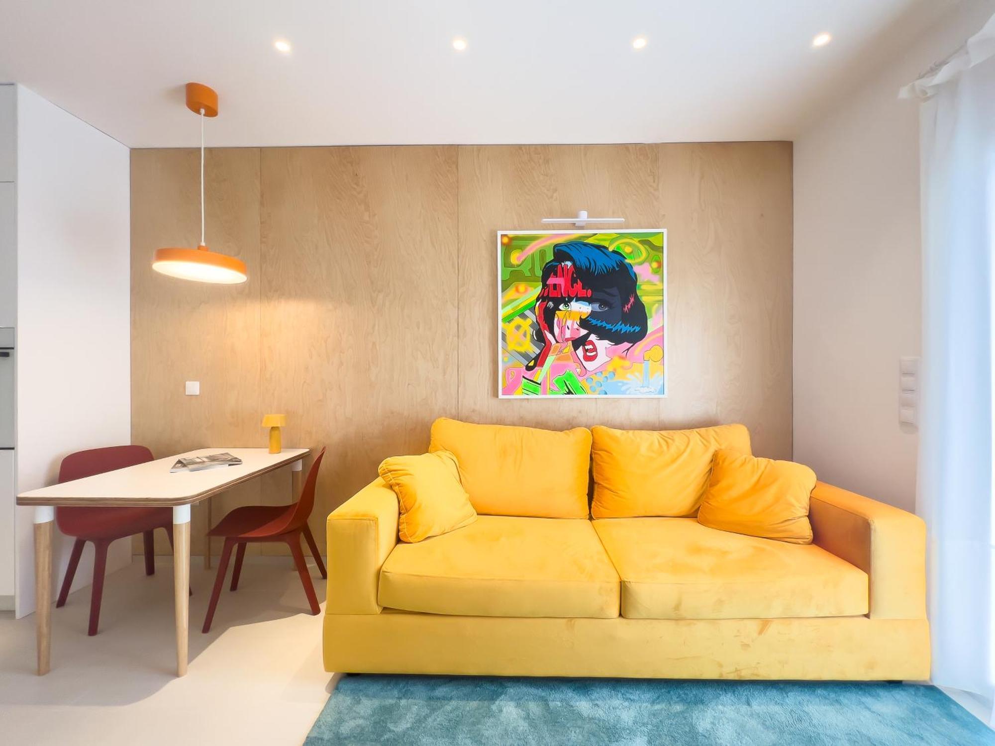 Apartment Homevision - Central & Quiet Design Condo